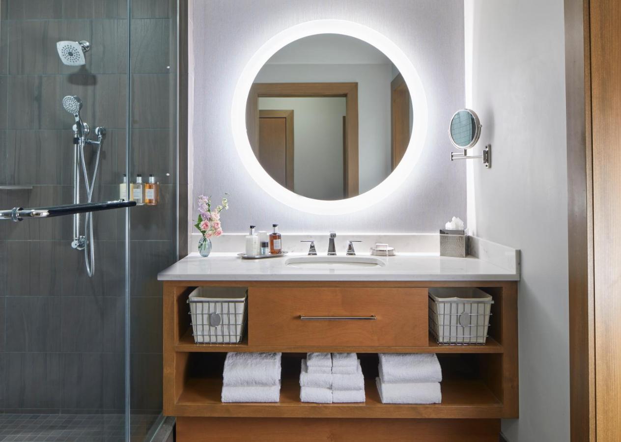 The Hotel Landing Wayzata Екстериор снимка