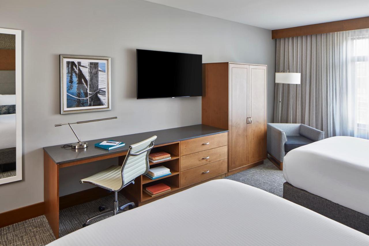 The Hotel Landing Wayzata Екстериор снимка